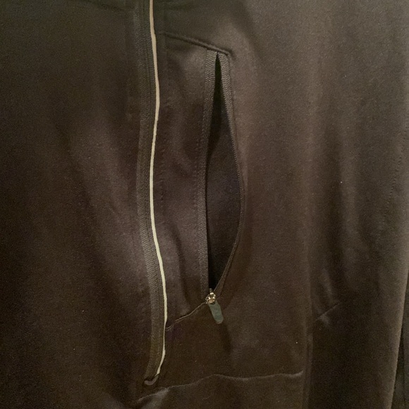 Men: Sport-Wick Stretch Contrast 1/2 Zip Pullover Sz. XL - Picture 4 of 6